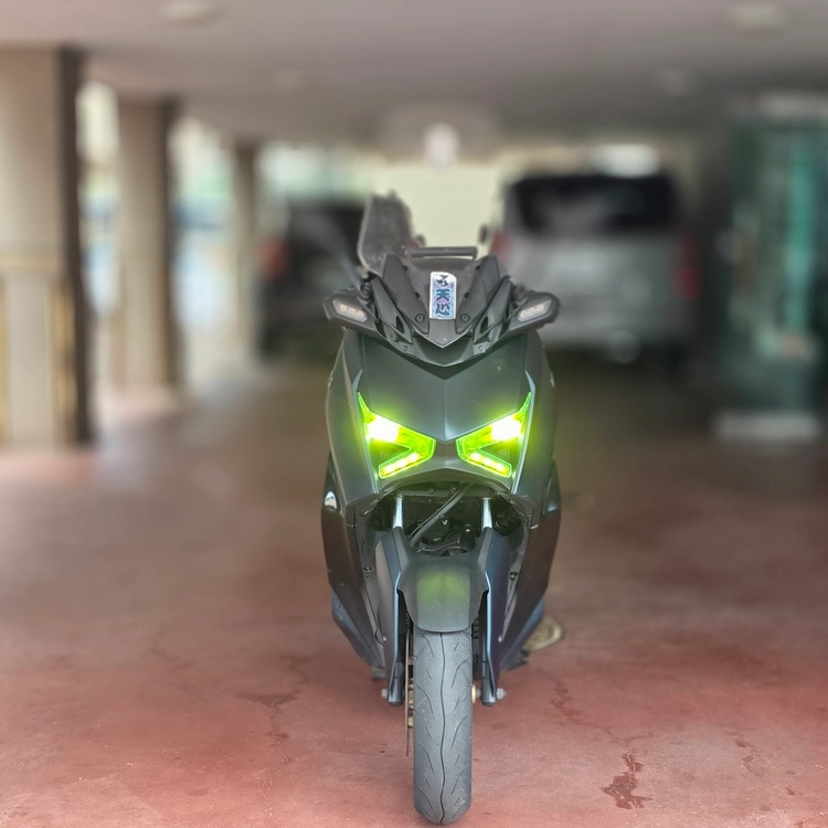 23년식 이전가능 xmax300 깔끔한차량 판매합니다 이미지