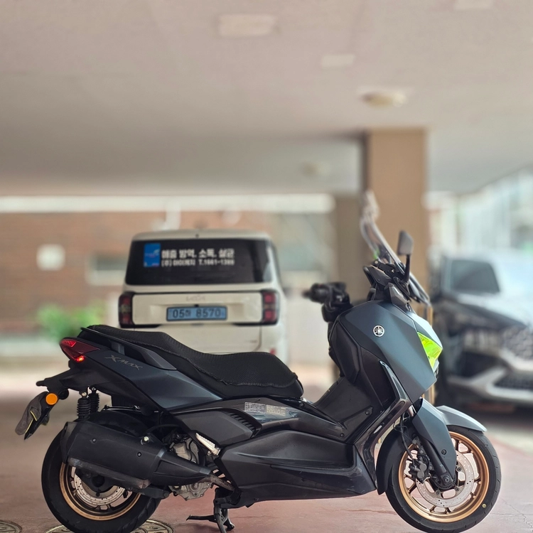 23년식 이전가능 xmax300 깔끔한차량 판매합니다 이미지