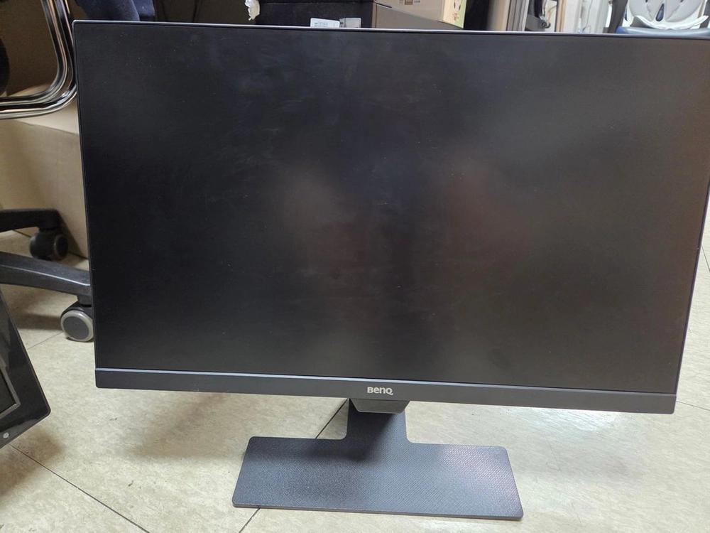 LG,삼성,벤큐,한성 모니터 및 HP올인원 데스크톱 25~27인치 다수 이미지