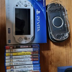 PS VITA(PCH-2005) 라이트블루/화이트 + 타이틀 9개 이미지
