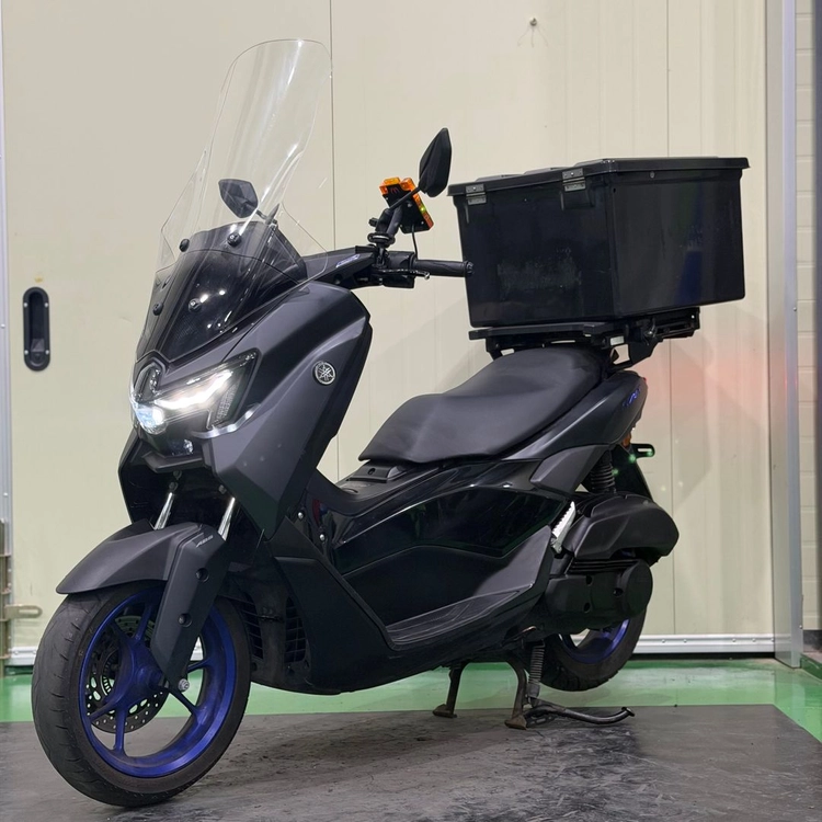 야마하 nmax125 25년식 3만키로 배달셋팅 저렴하게 판매합니다 이미지