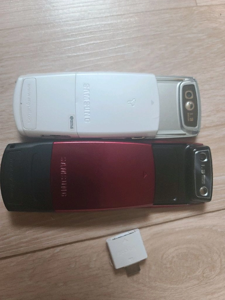 삼성 빈티지 피처폰 2대 세트 이미지