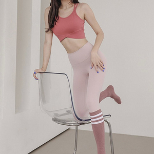 콘치웨어 나시 탑 이미지