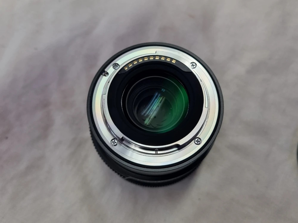 시그마 C 35mm F2 DG DN 소니FE마운트 이미지