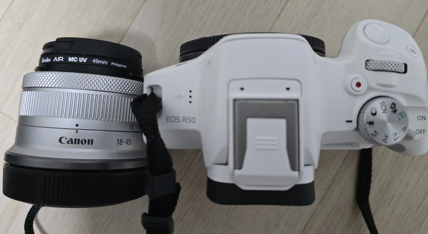 캐논 EOS R50 18-45 White 정품 이미지