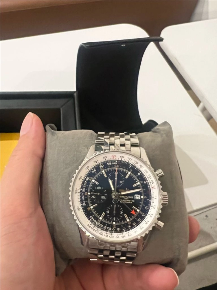 브라이틀링 네비타이머 크로노 46mm 이미지