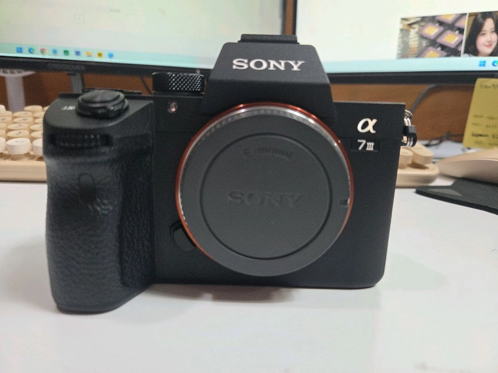소니 A7 III 민트급바디8000컷 a7m3 이미지