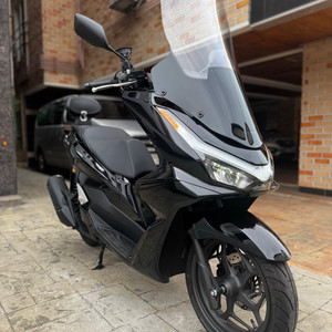 혼다 Pcx125 26년식 ABS 1천km 신차급 판매합니다. 이미지