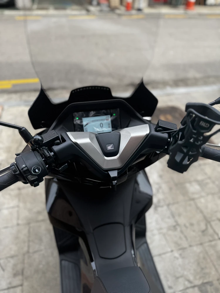 혼다 Pcx125 26년식 ABS 1천km 신차급 판매합니다. 이미지