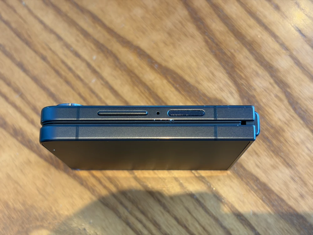 갤럭시Z플립7 512GB 이미지