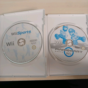 닌텐도 wii 마리오카트랑 스포츠 팔아요 이미지