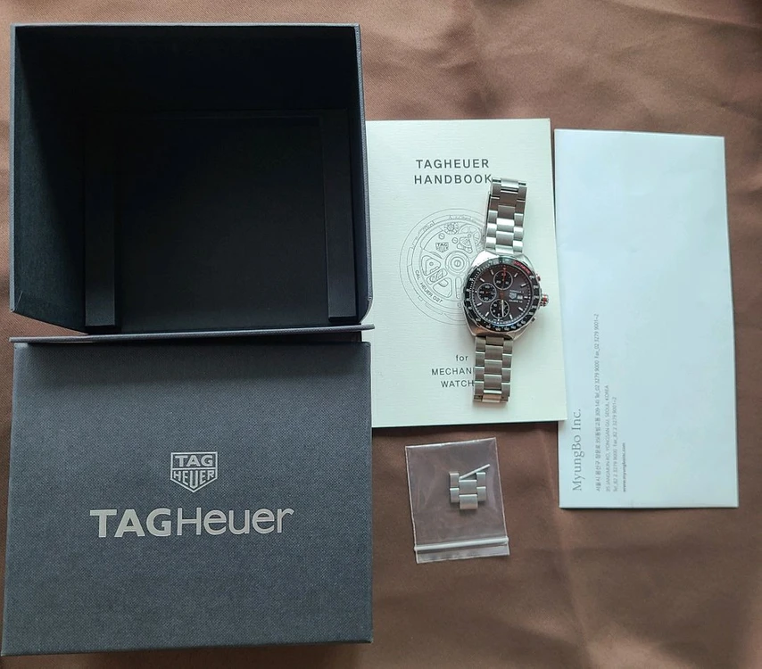 태그호이어 포뮬러1 칼리버16 크로노그래프 오토매틱 44mm 이미지