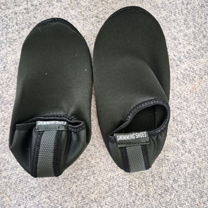 블랙 아쿠아슈즈 이미지