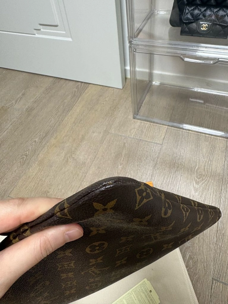 루이비통 파우치 이미지