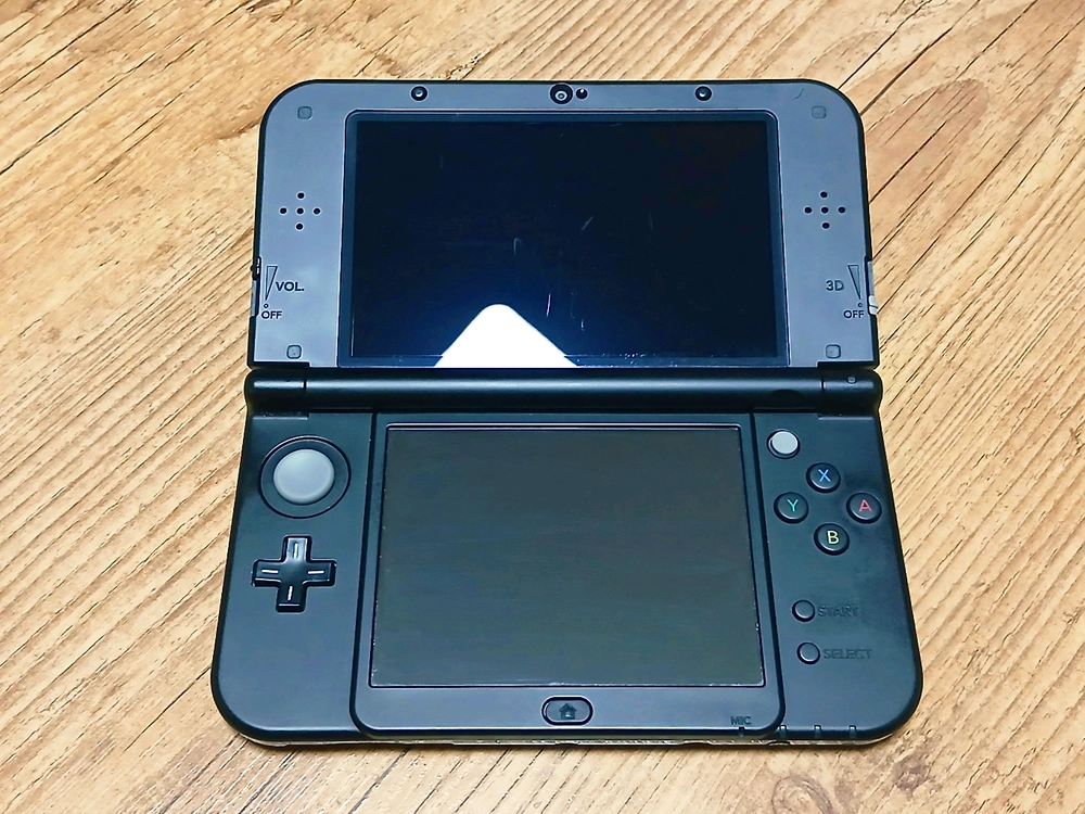 닌텐도 뉴큰다수 3DS 썬문에디션 + 포켓몬 블랙 디아루가 등 게임 판매합니다 이미지
