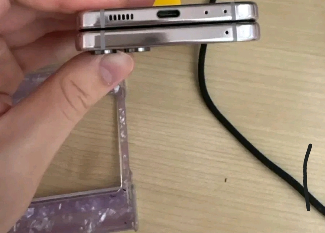 갤럭시 Z플립5 256GB 퍼플 S급 정리 이미지