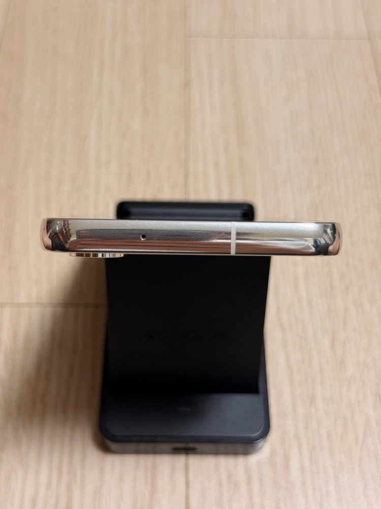 S급 갤럭시S23 크림 256GB 이미지
