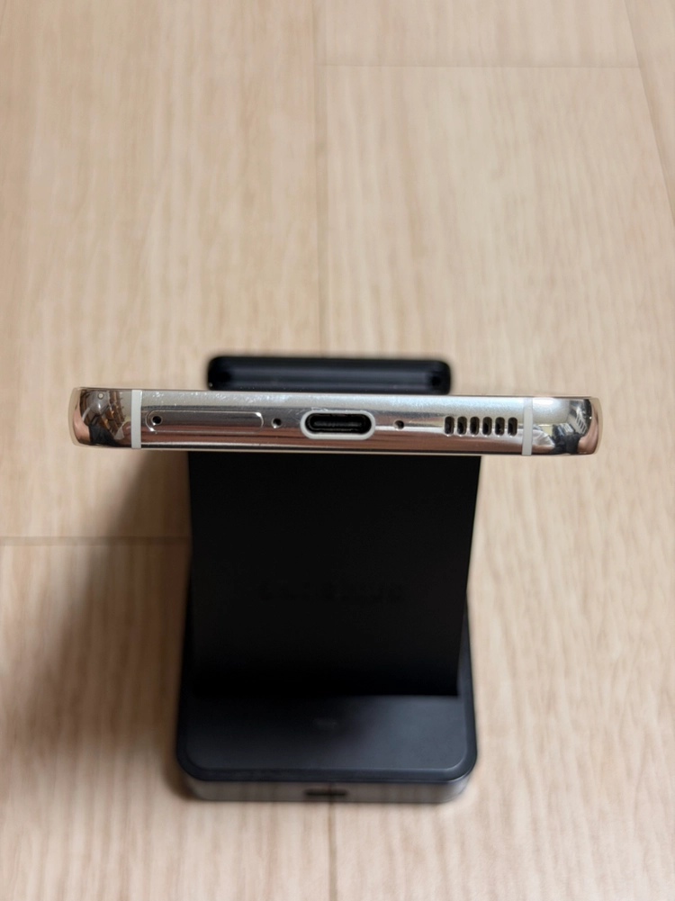 S급 갤럭시S23 크림 256GB 이미지