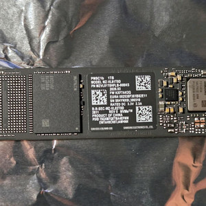 삼성 PM9C1b M.2 NVMe SSD 1TB 이미지