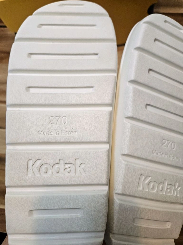 코닥 쪼리 화이트270 이미지
