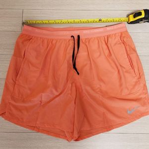 나이키 드라이핏 쇼츠 5인치 XL 새제품 이미지