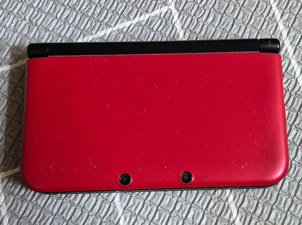 닌텐도3ds xl 구큰다수 레드, 포켓뱅크, 포켓몬스터 블랙2, 화이트2 포함 칩3개 이미지