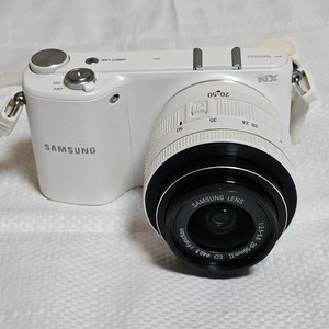 삼성 NX2000 미러리스 카메라 이미지