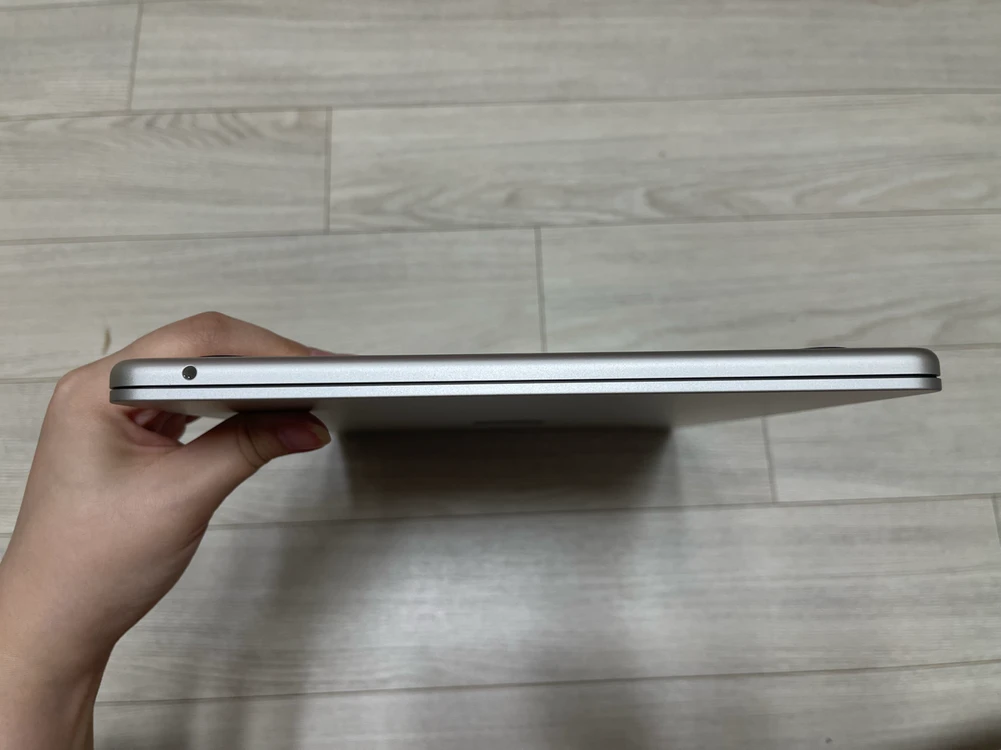 S급 ) 맥북 에어 13 M2 16GB 512GB 스타라이트 이미지