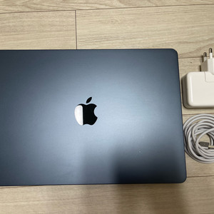 맥북 에어 13 M2 24GB 512GB 미드나이트 이미지