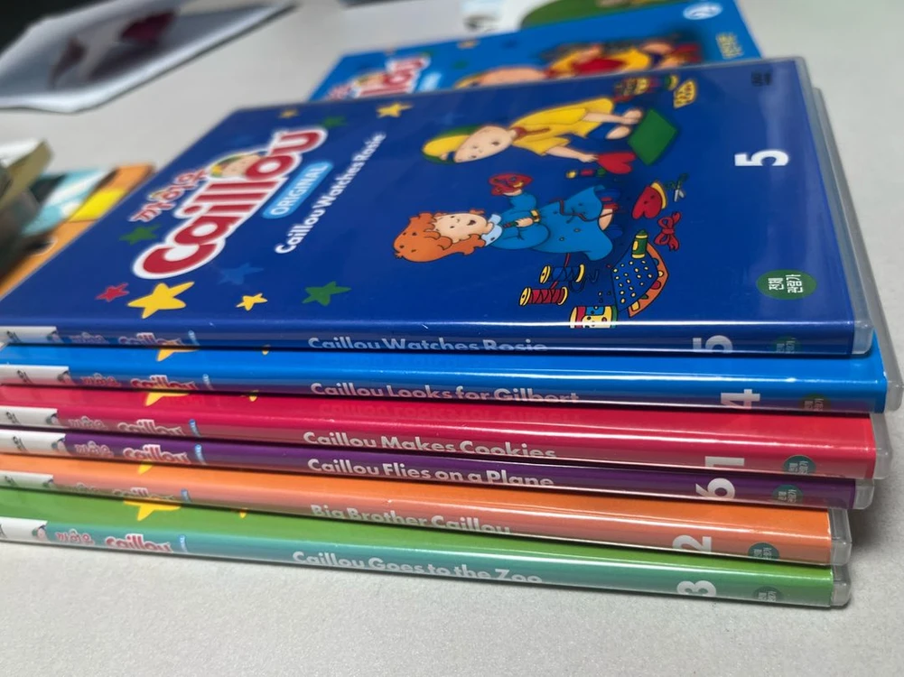 까이유 클로이의 요술옷장 DVD 전집 이미지