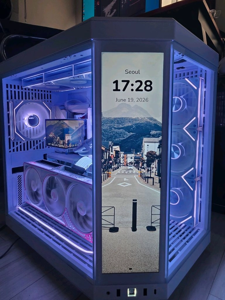 라이젠7 9800X3D RTX5070TI Y70 어항본체 팝니다 이미지