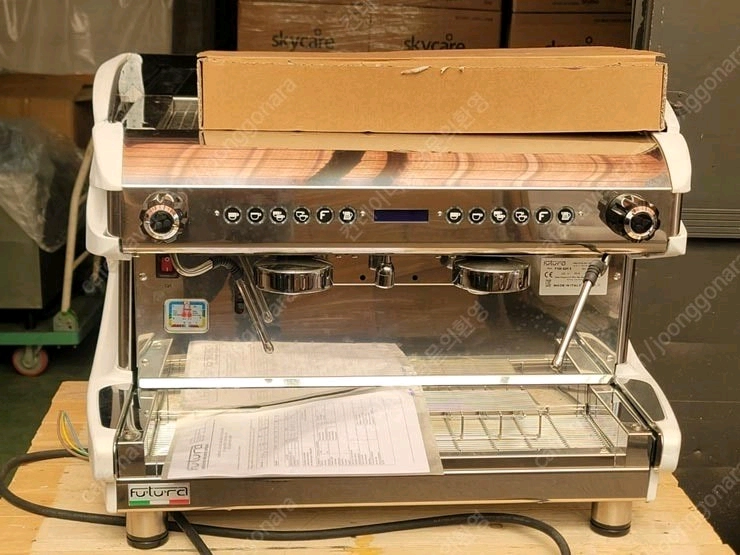 이태리 포투라 커피머신 F100 새제품 싸게 팝니다 이미지