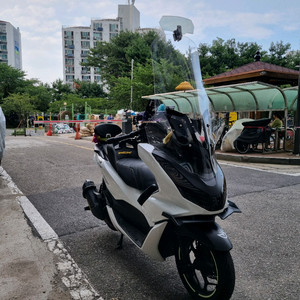 pcx125 이미지