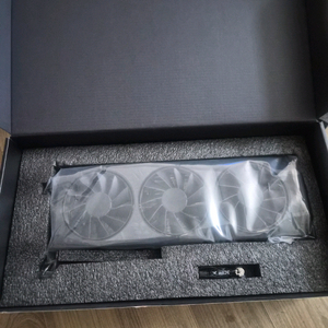 XFX 라데온 RX 9070 XT QUICKSILVER D6 16GB 그래픽카드 판매합니다 이미지