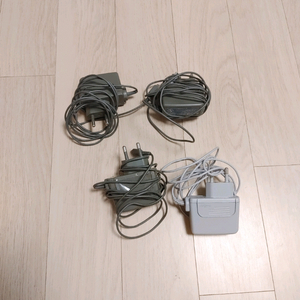 닌텐도 ds, 3ds 충전기 일괄 개당8천원 이미지
