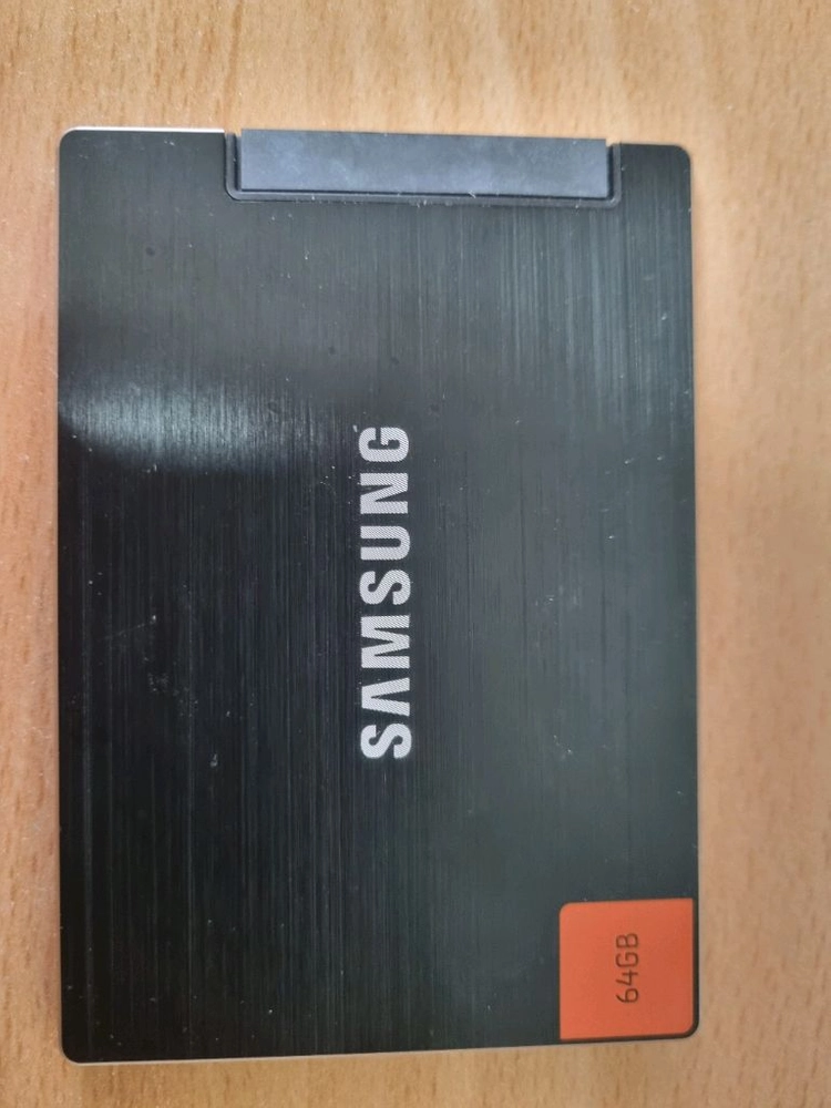 샌디스크 SSD X110 128GB, 삼성 SSD 830 시리즈 이미지