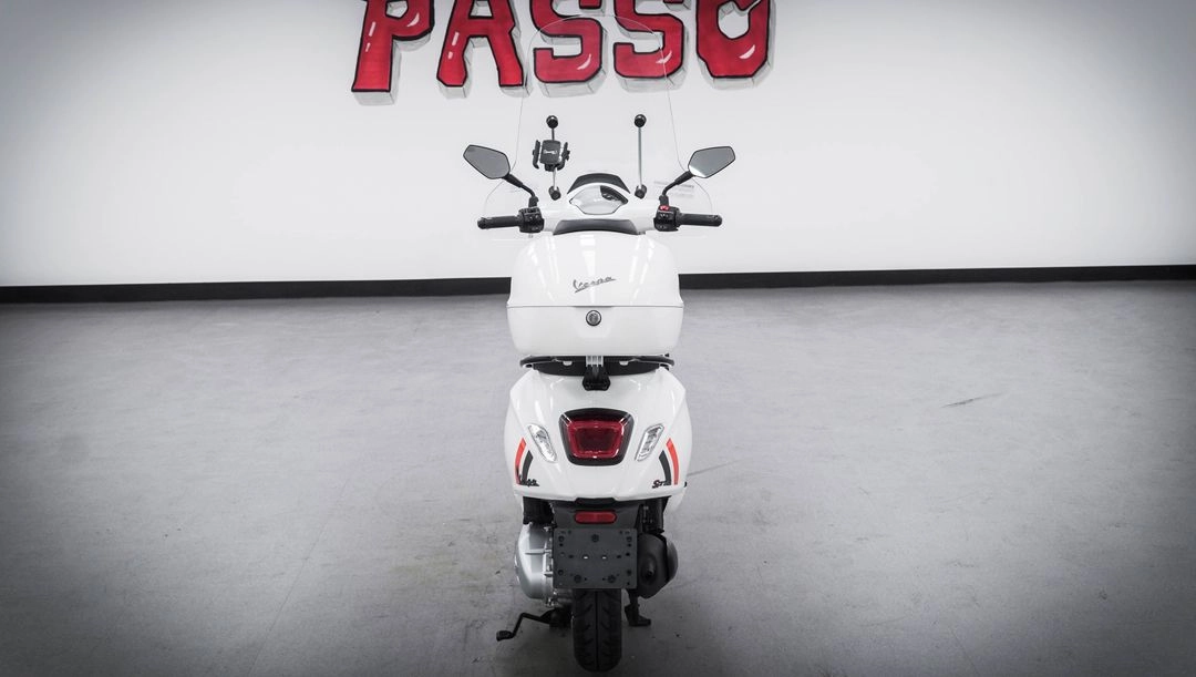 베스파 스프린트 125 ABS 25년식 2,000km 판매합니다. 이미지