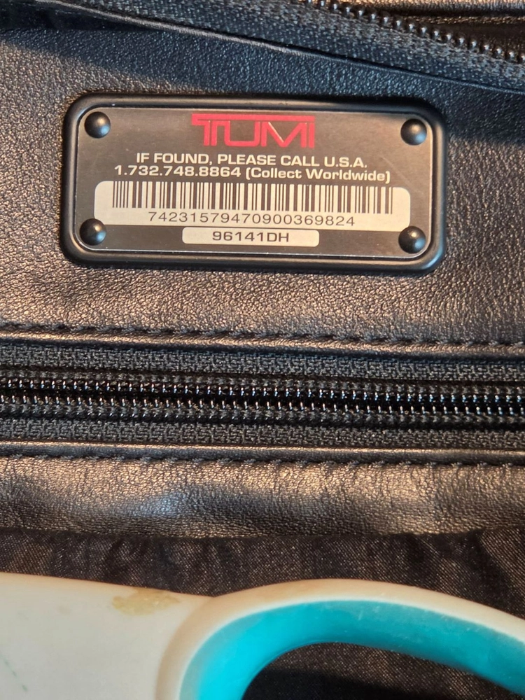 tumi 가죽 서류 여행가방 96141DH 이미지