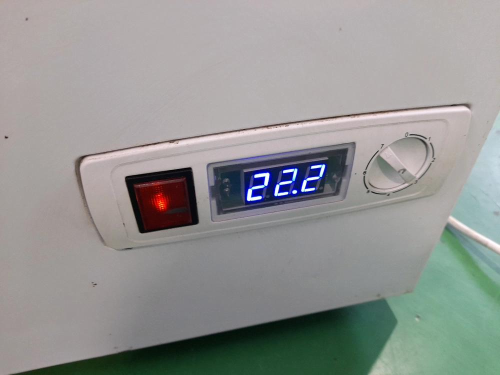 케이쓰리 냉동고 유리도어 SYBD-100 72L 아이스크림 얼음컵 냉동고 바퀴있음 경기광주 택배가능 이미지