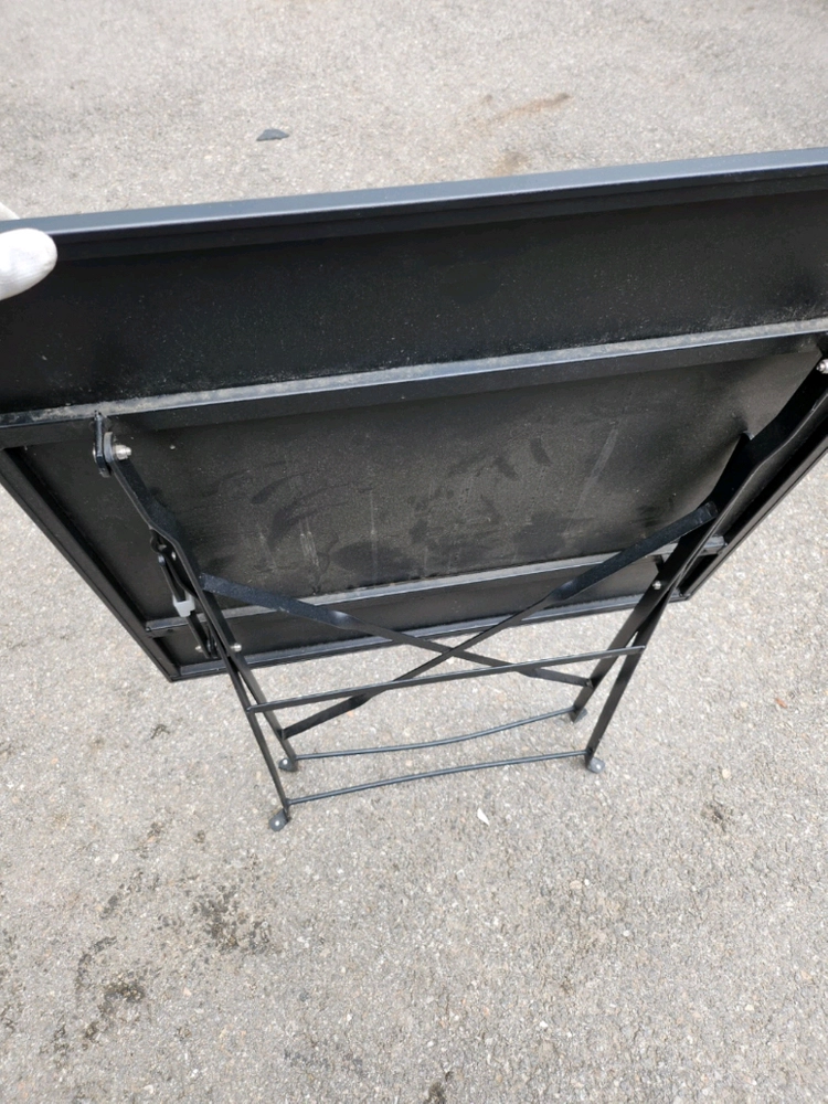 접이식 카페 철재 테이블 60*60cm 상태좋음 경기광주 택배가능 이미지