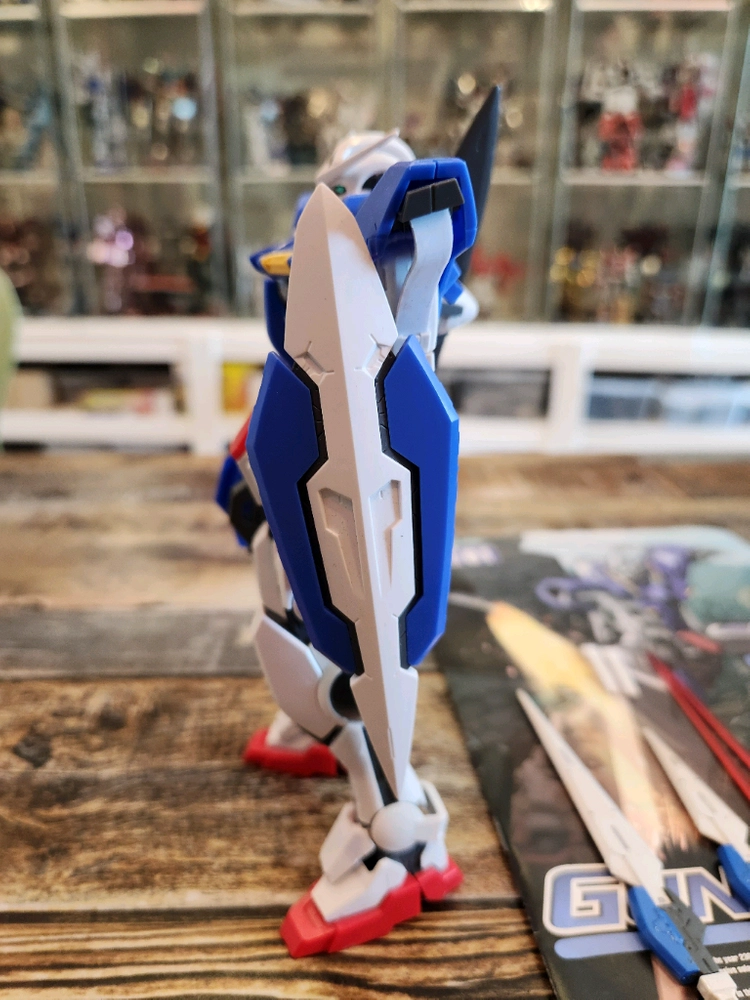 1/100 무등급 엑시아 건담 이미지