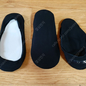 덧버신 새거입니다 뒤금치 실리콘 있습니다 비싸게 구매했습니다 세트 3000원 이미지