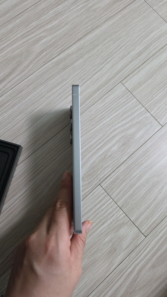 갤럭시 S25 울트라 512GB 자급제 티타늄화이트 이미지