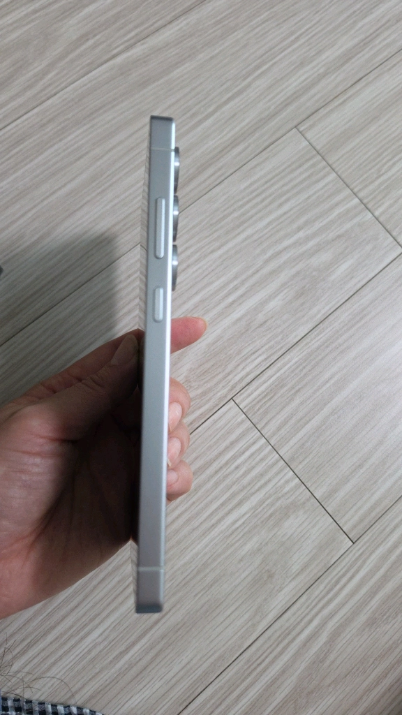 갤럭시 S25 울트라 512GB 자급제 티타늄화이트 이미지