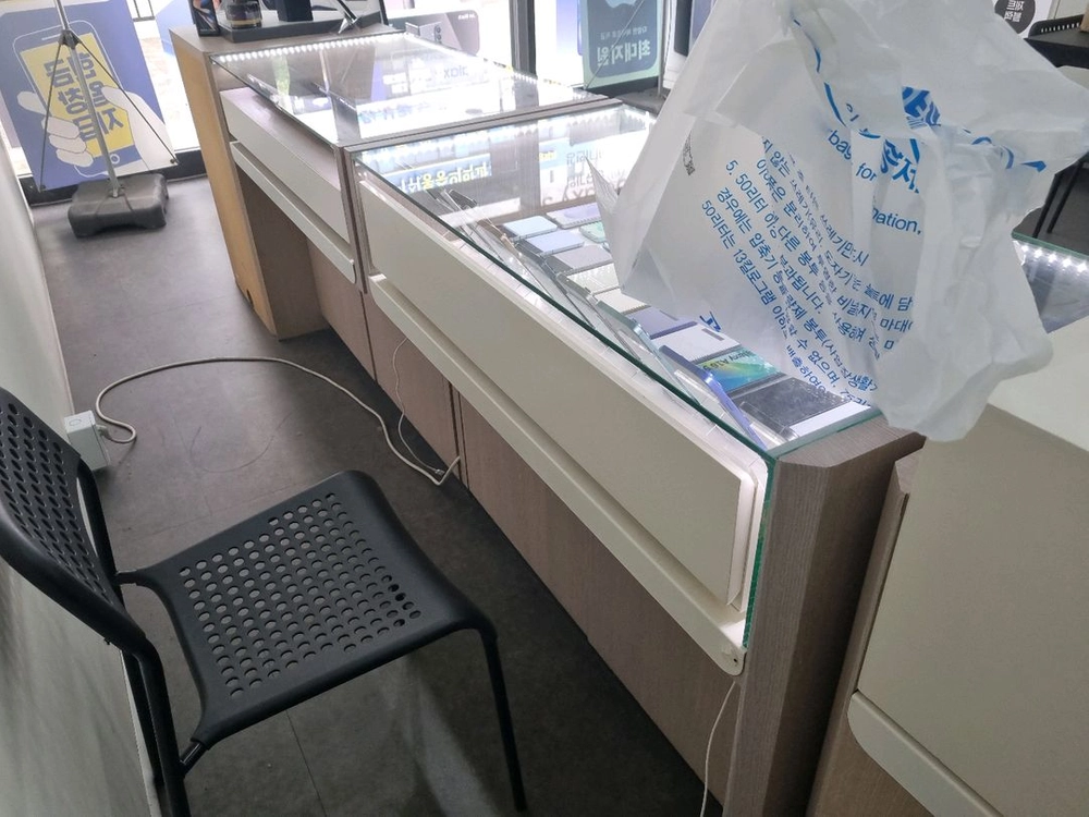 중고가구.핸드폰매장집기 일괄판매합니다 이미지