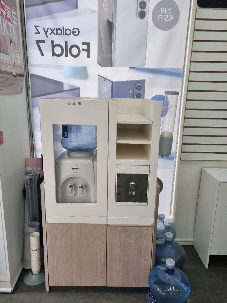 중고가구.핸드폰매장집기 일괄판매합니다 이미지