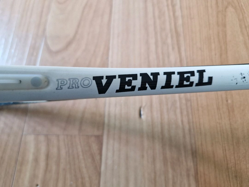PROVENIEL 프로베니엘 AGGRESSOR 스쿼시라켓 이미지