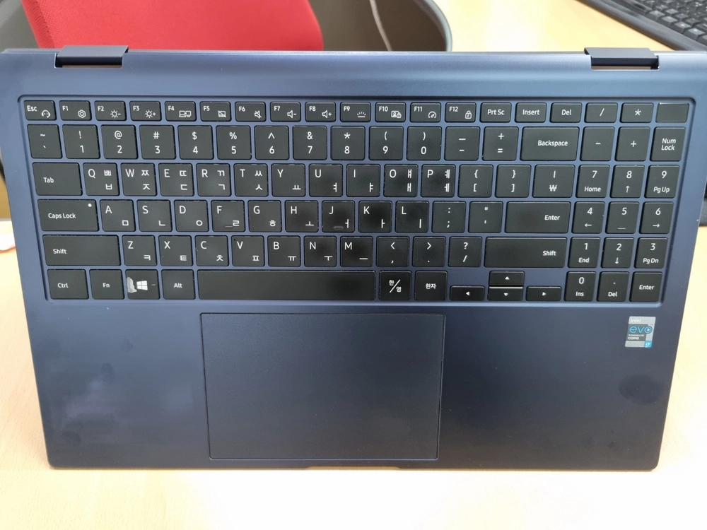 [중고]삼성전자 갤럭시북 프로 360 NT950QDB (i7-1165G7/16GB/256GB) 이미지