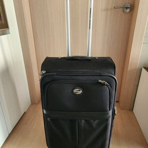 아메리칸투어리스터 여행가방검정캐리어 이미지