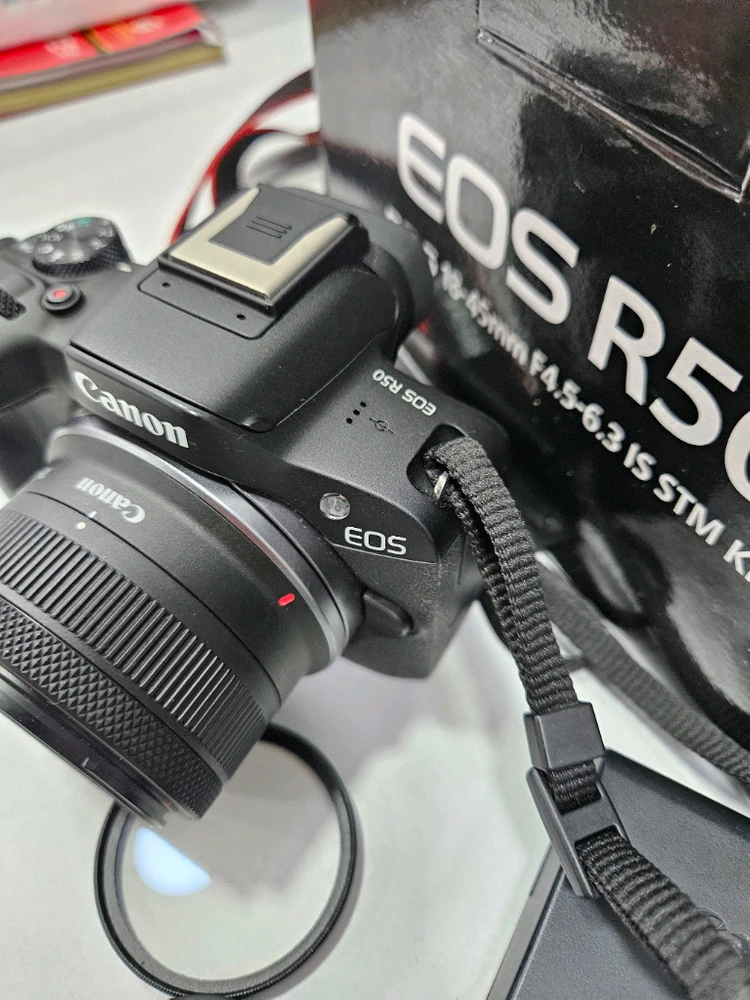 캐논 eos r50 + 18-45 렌즈 세트 이미지